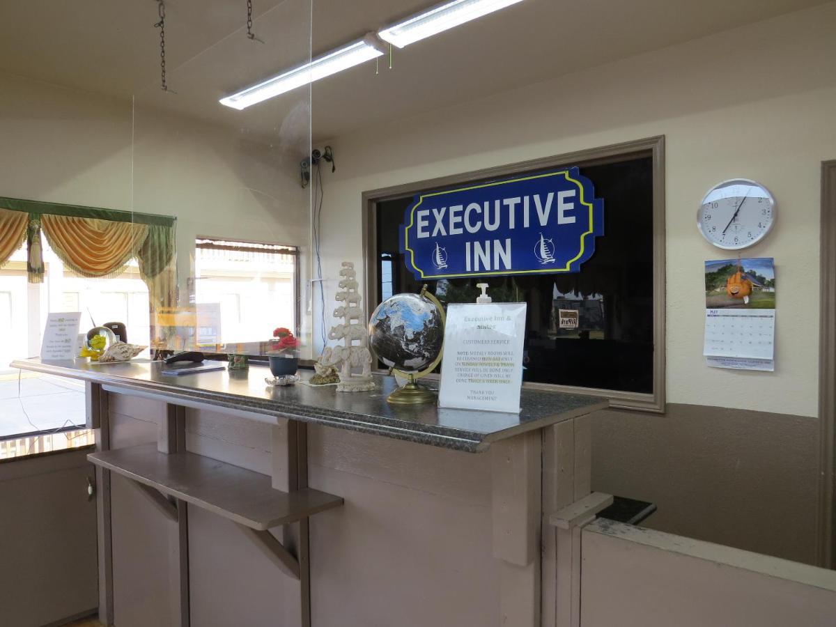 Executive Motel