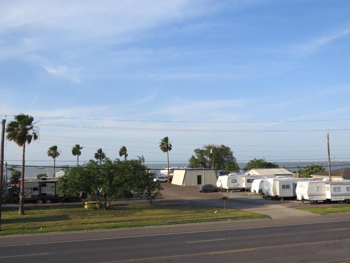Executive Motel